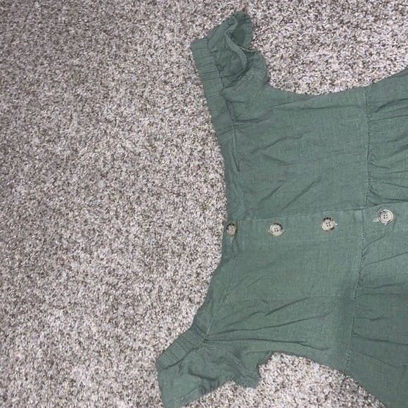 Cute mini green dress with button ups - Picture 2 of 5